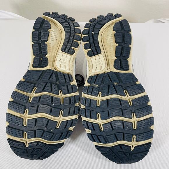 Brooks Ghost 12 Running Shoes Womens 9 Purple Low Top Gym Sneakers Trainers - Picture 2 of 11